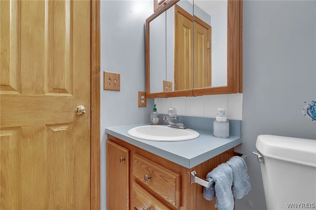 15 In The Woods Lane, West Seneca, New York 14224, West Seneca, New York 14224, 2 Bedroom Bedrooms, 6 Room Rooms,1 BathroomBathrooms,Residential,For Sale,15 In The Woods Lane, West Seneca, New York 14224,0,B1725025