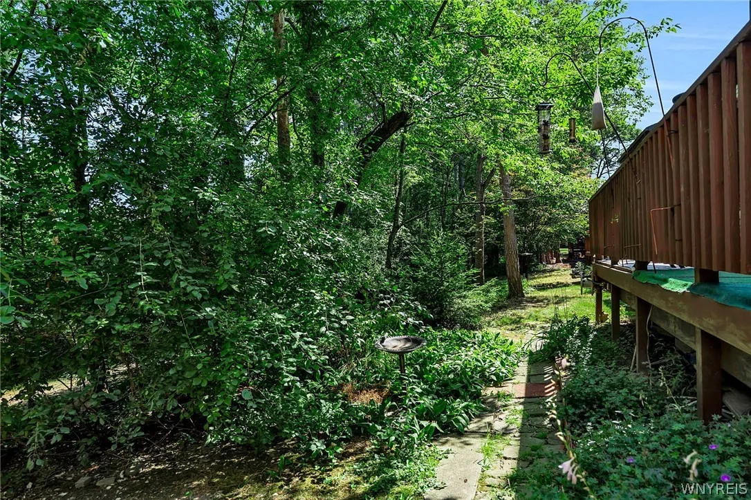 15 In The Woods Lane, West Seneca, New York 14224, West Seneca, New York 14224, 2 Bedroom Bedrooms, 6 Room Rooms,1 BathroomBathrooms,Residential,For Sale,15 In The Woods Lane, West Seneca, New York 14224,0,B1725025