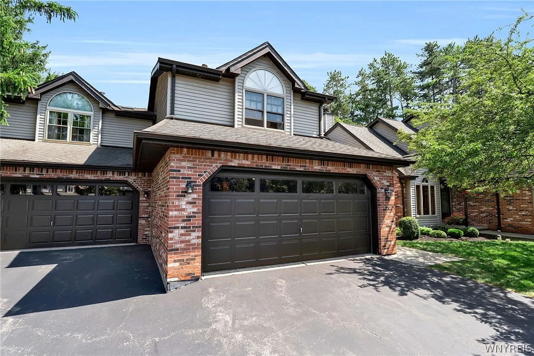 15 In The Woods Lane, West Seneca, New York 14224, West Seneca, New York 14224, 2 Bedroom Bedrooms, 6 Room Rooms,1 BathroomBathrooms,Residential,For Sale,15 In The Woods Lane, West Seneca, New York 14224,0,B1724986