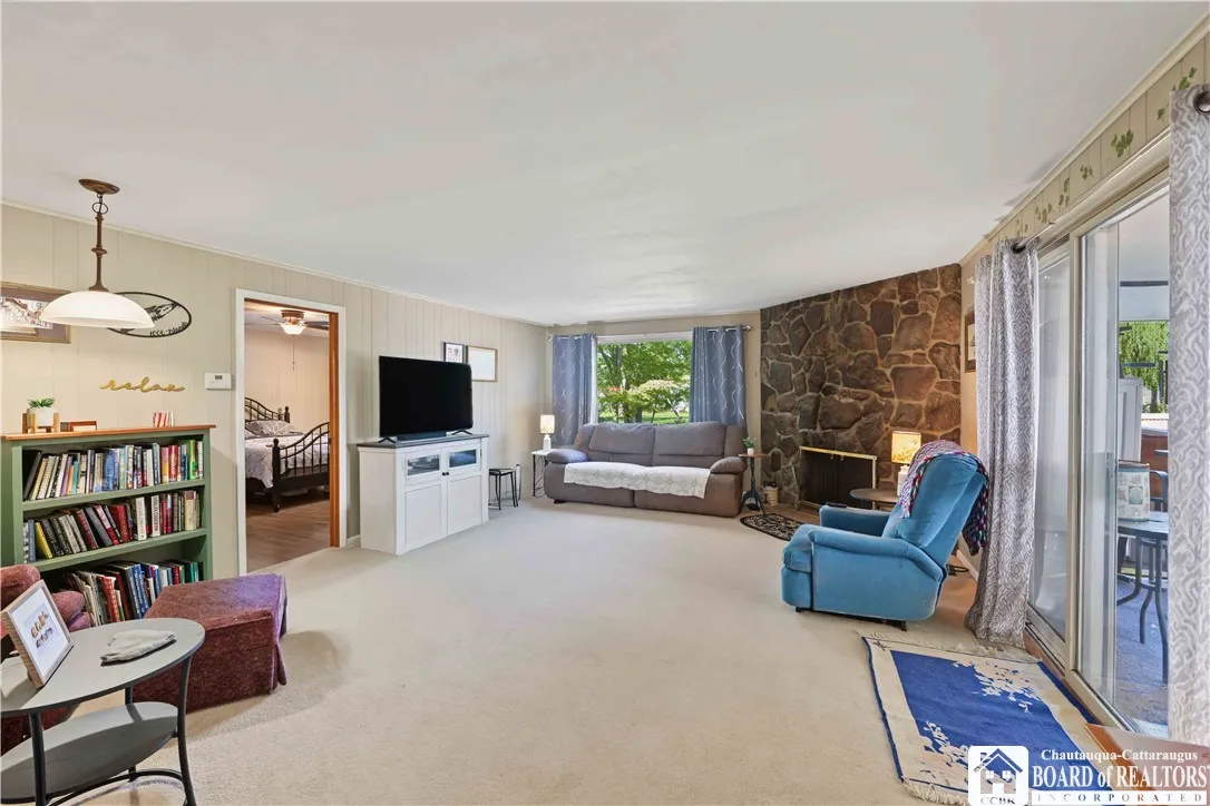 24 Woodward Drive, Pomfret, New York 14063, Pomfret, New York 14063, 3 Bedroom Bedrooms, 8 Room Rooms,2 BathroomBathrooms,Residential,For Sale,24 Woodward Drive, Pomfret, New York 14063,0,R1724887