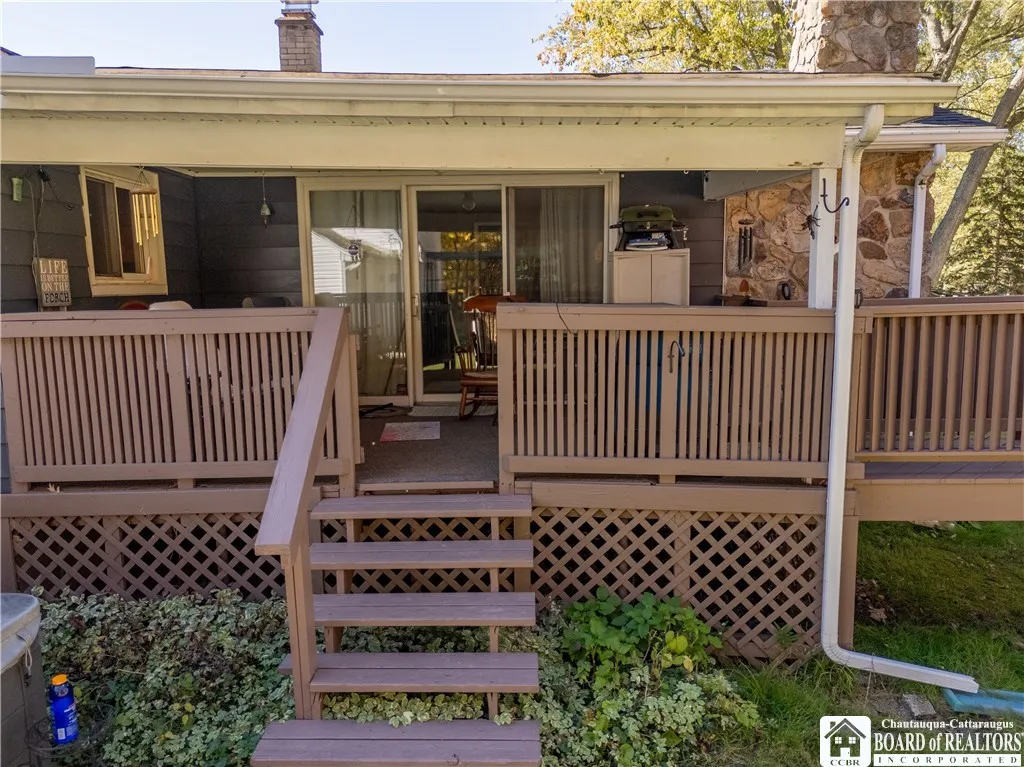 24 Woodward Drive, Pomfret, New York 14063, Pomfret, New York 14063, 3 Bedroom Bedrooms, 8 Room Rooms,2 BathroomBathrooms,Residential,For Sale,24 Woodward Drive, Pomfret, New York 14063,0,R1724887