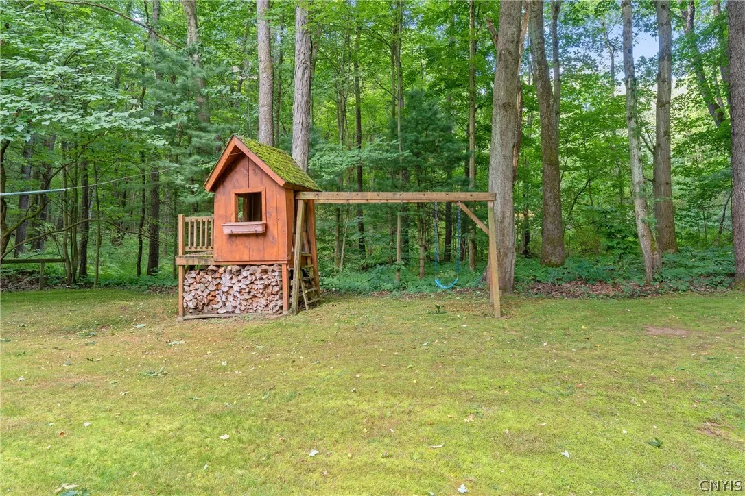 19 River Runne, Schroeppel, New York 13132, Schroeppel, New York 13132, 4 Bedroom Bedrooms, 8 Room Rooms,2 BathroomBathrooms,Residential,For Sale,19 River Runne, Schroeppel, New York 13132,0,S1725024