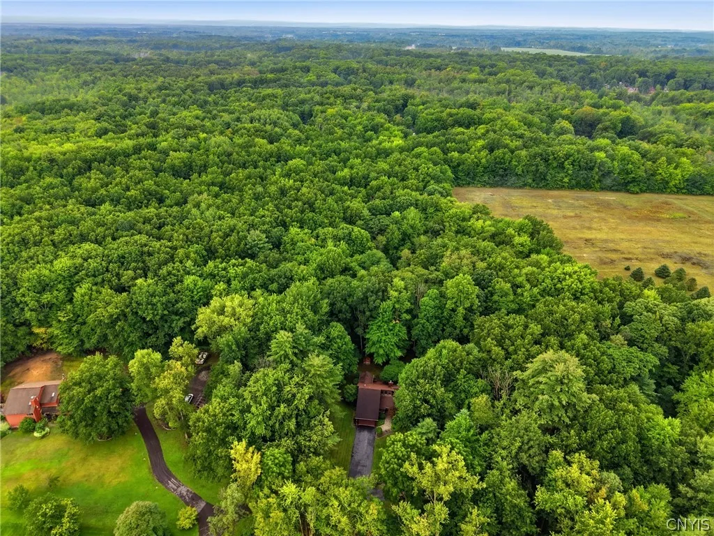 19 River Runne, Schroeppel, New York 13132, Schroeppel, New York 13132, 4 Bedroom Bedrooms, 8 Room Rooms,2 BathroomBathrooms,Residential,For Sale,19 River Runne, Schroeppel, New York 13132,0,S1725024