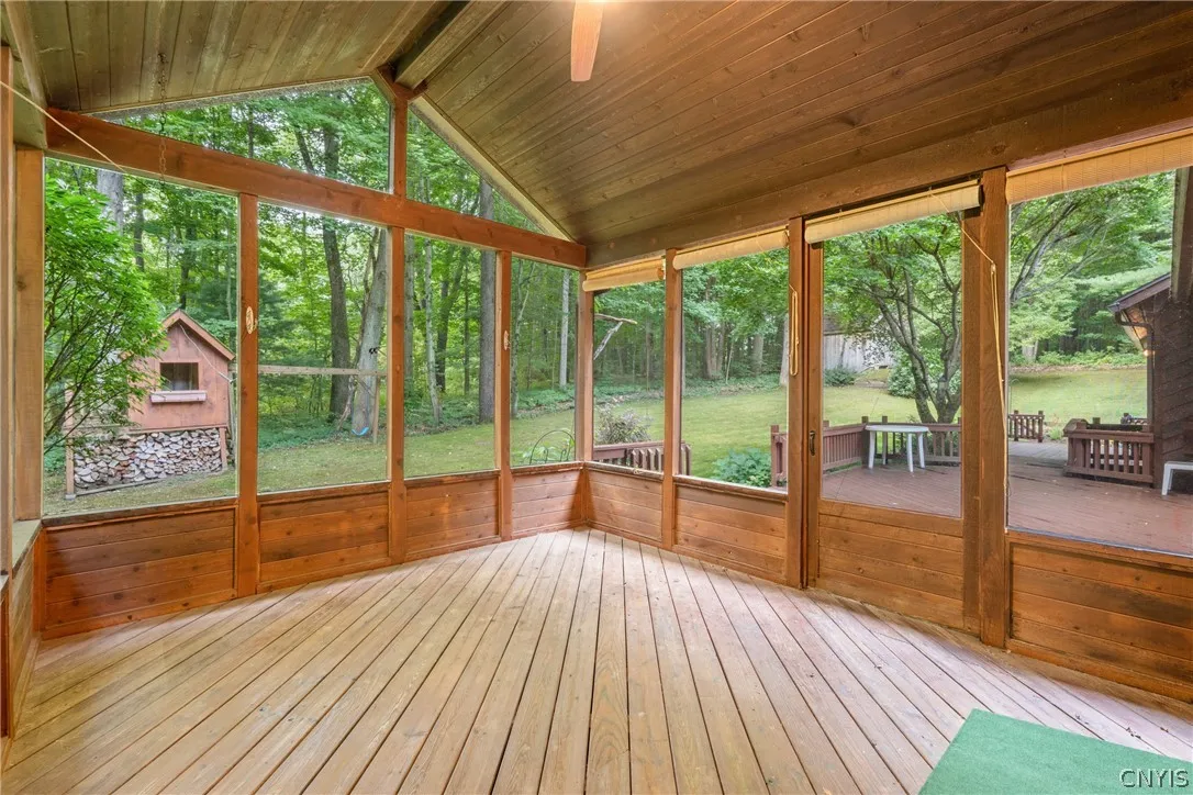 19 River Runne, Schroeppel, New York 13132, Schroeppel, New York 13132, 4 Bedroom Bedrooms, 8 Room Rooms,2 BathroomBathrooms,Residential,For Sale,19 River Runne, Schroeppel, New York 13132,0,S1725024