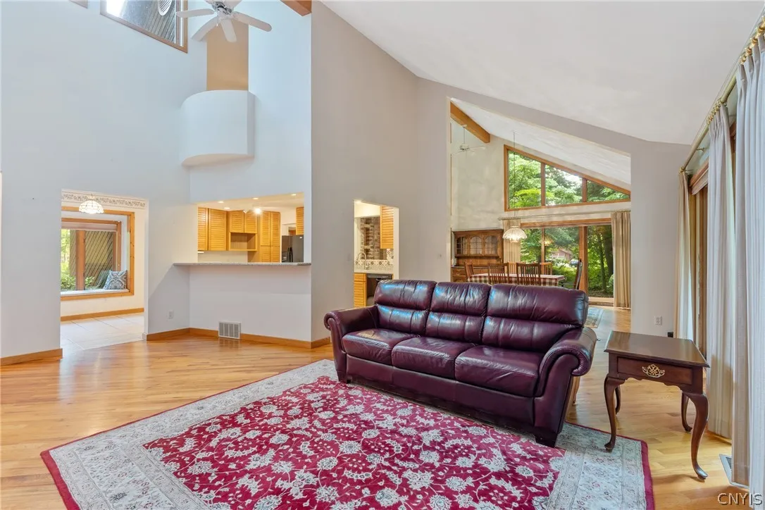 19 River Runne, Schroeppel, New York 13132, Schroeppel, New York 13132, 4 Bedroom Bedrooms, 8 Room Rooms,2 BathroomBathrooms,Residential,For Sale,19 River Runne, Schroeppel, New York 13132,0,S1725024