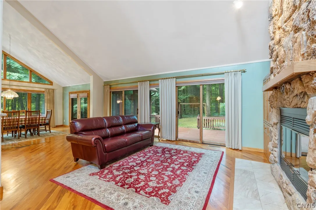 19 River Runne, Schroeppel, New York 13132, Schroeppel, New York 13132, 4 Bedroom Bedrooms, 8 Room Rooms,2 BathroomBathrooms,Residential,For Sale,19 River Runne, Schroeppel, New York 13132,0,S1725024