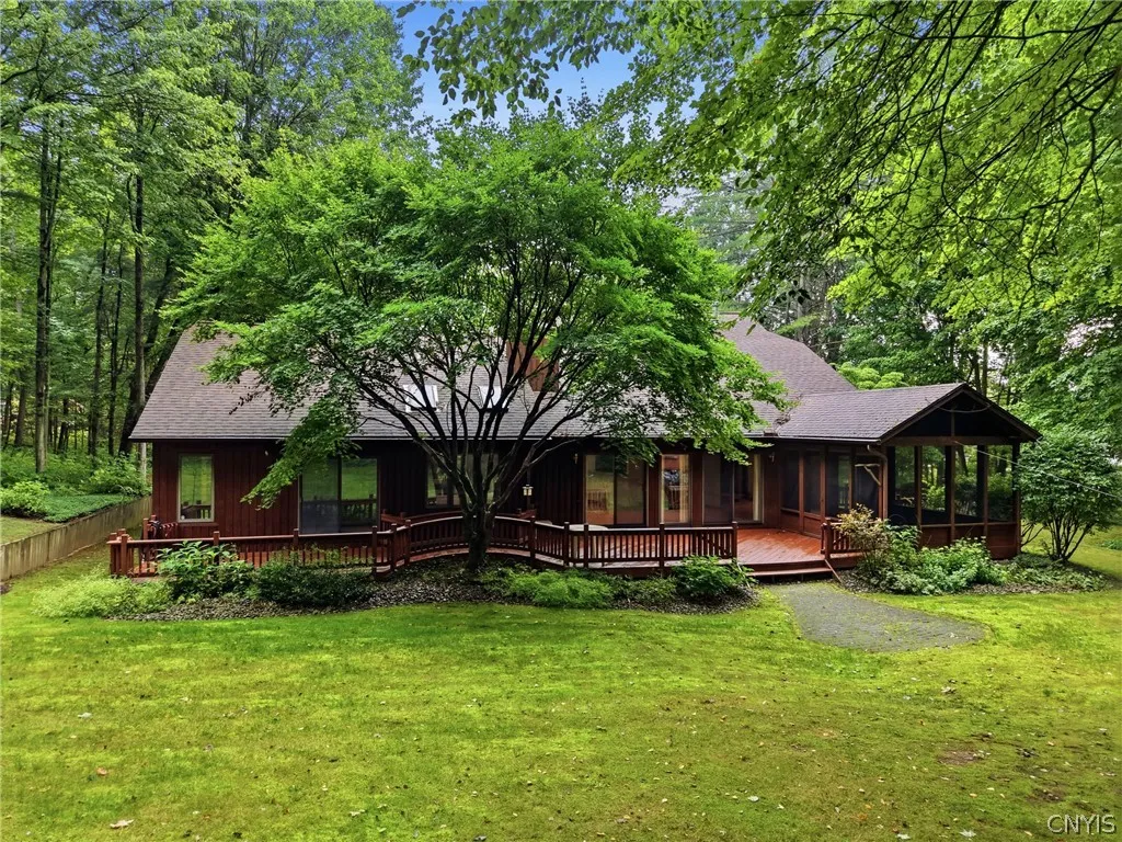 19 River Runne, Schroeppel, New York 13132, Schroeppel, New York 13132, 4 Bedroom Bedrooms, 8 Room Rooms,2 BathroomBathrooms,Residential,For Sale,19 River Runne, Schroeppel, New York 13132,0,S1725024