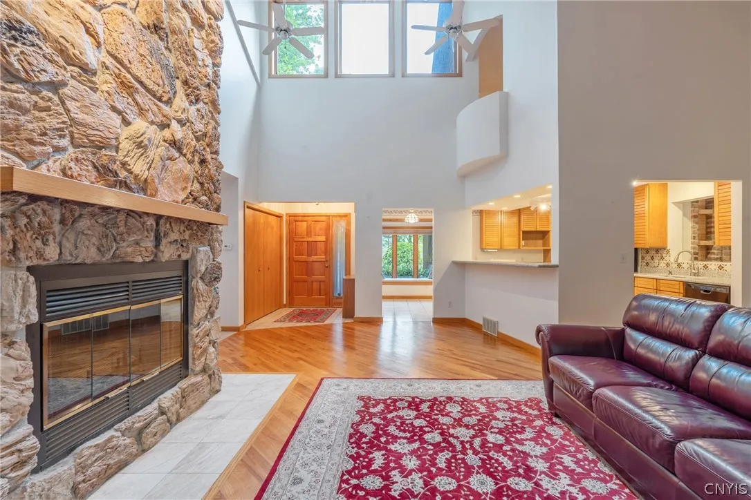 19 River Runne, Schroeppel, New York 13132, Schroeppel, New York 13132, 4 Bedroom Bedrooms, 8 Room Rooms,2 BathroomBathrooms,Residential,For Sale,19 River Runne, Schroeppel, New York 13132,0,S1725024