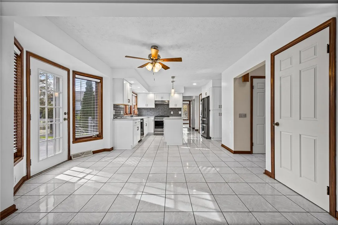 346 Woodmill Drive, Greece, New York 14626, Greece, New York 14626, 3 Bedroom Bedrooms, 9 Room Rooms,2 BathroomBathrooms,Residential,For Sale,346 Woodmill Drive, Greece, New York 14626,0,R1724620