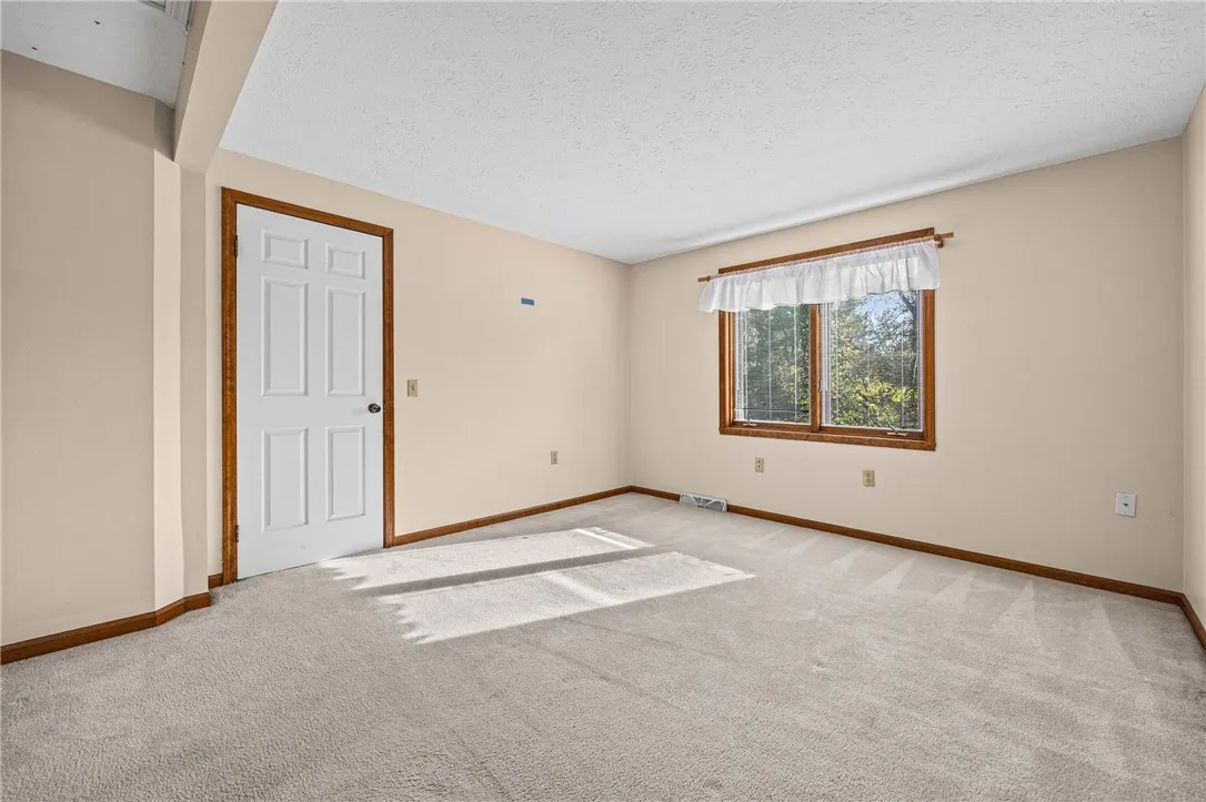 346 Woodmill Drive, Greece, New York 14626, Greece, New York 14626, 3 Bedroom Bedrooms, 9 Room Rooms,2 BathroomBathrooms,Residential,For Sale,346 Woodmill Drive, Greece, New York 14626,0,R1724620