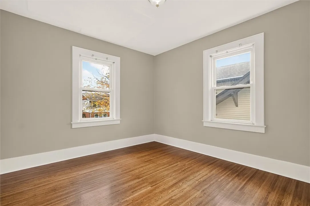105 Floverton Street, Rochester, New York 14610, Rochester, New York 14610, 3 Bedroom Bedrooms, 7 Room Rooms,1 BathroomBathrooms,Residential,For Sale,105 Floverton Street, Rochester, New York 14610,0,R1725275