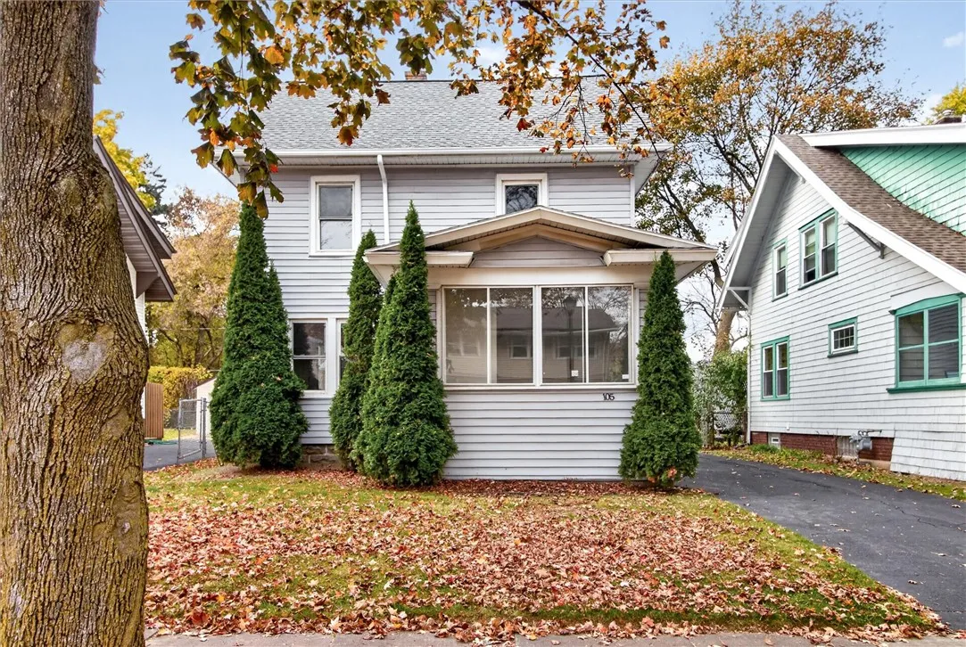 105 Floverton Street, Rochester, New York 14610, Rochester, New York 14610, 3 Bedroom Bedrooms, 7 Room Rooms,1 BathroomBathrooms,Residential,For Sale,105 Floverton Street, Rochester, New York 14610,0,R1725275