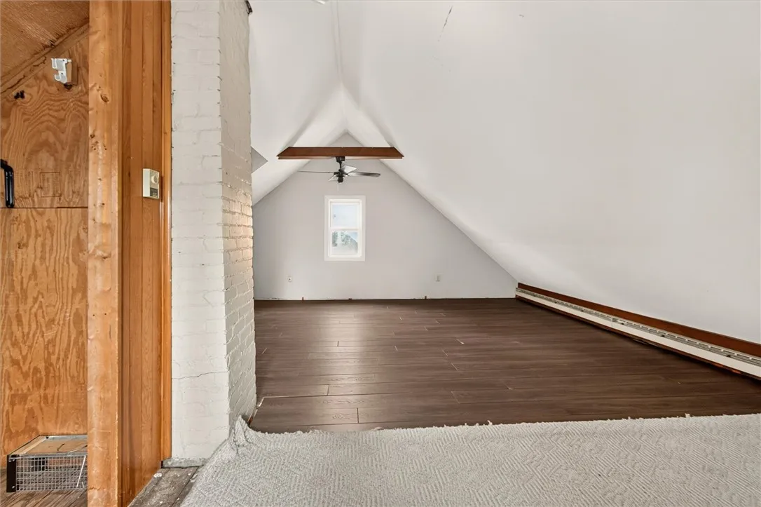 105 Floverton Street, Rochester, New York 14610, Rochester, New York 14610, 3 Bedroom Bedrooms, 7 Room Rooms,1 BathroomBathrooms,Residential,For Sale,105 Floverton Street, Rochester, New York 14610,0,R1725275
