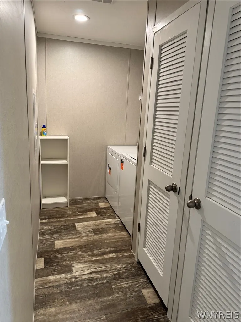 1424 East Drive Drive, Alden, New York 14004, Alden, New York 14004, 2 Bedroom Bedrooms, 6 Room Rooms,2 BathroomBathrooms,Residential,For Sale,1424 East Drive Drive, Alden, New York 14004,0,B1725122