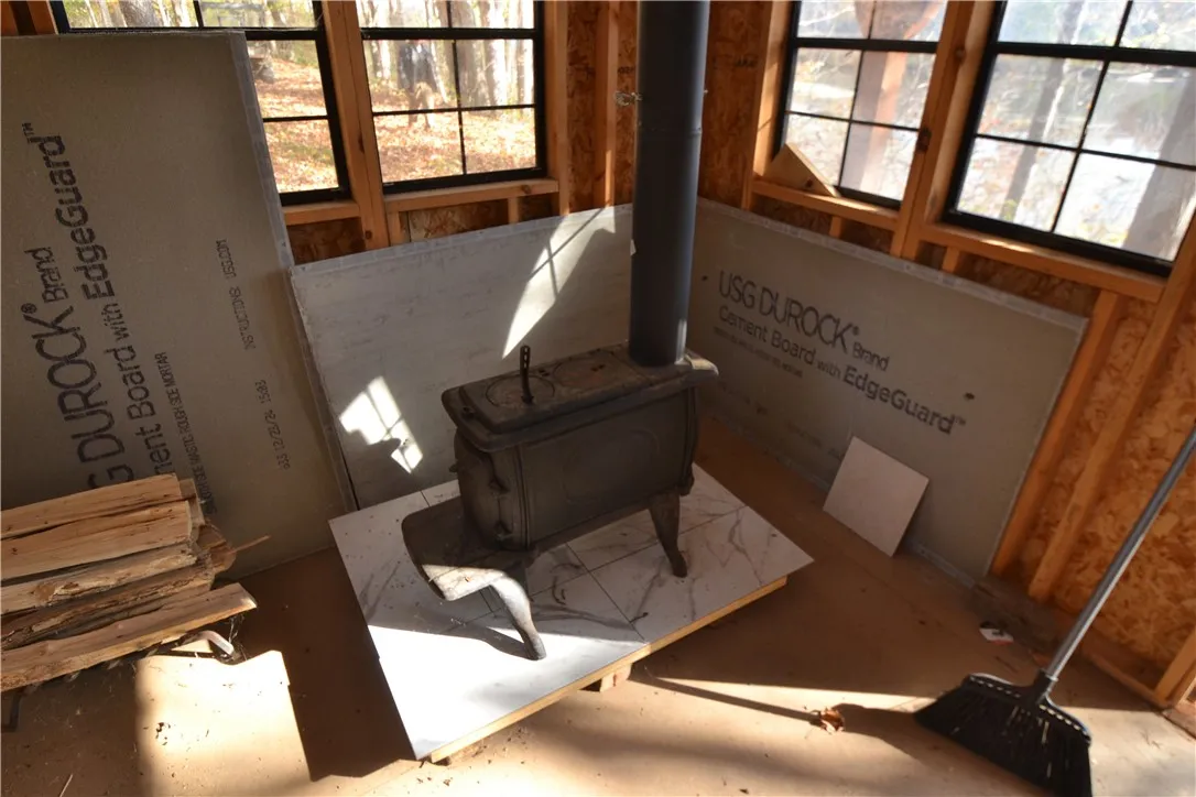 Shed/cabin woodstove
