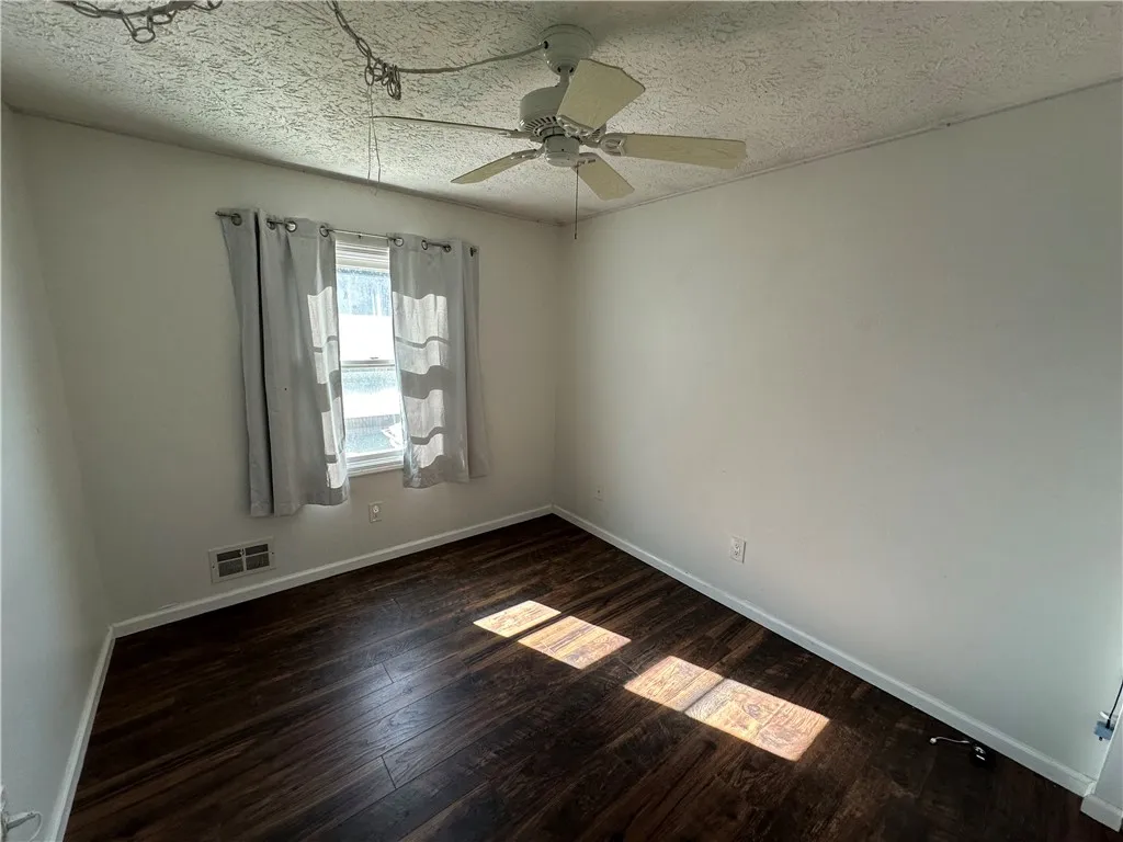 497 Crosby Lane, Greece, New York 14612, Greece, New York 14612, 3 Bedroom Bedrooms, 10 Room Rooms,1 BathroomBathrooms,Residential Lease,For Rent,497 Crosby Lane, Greece, New York 14612,0,R1725319