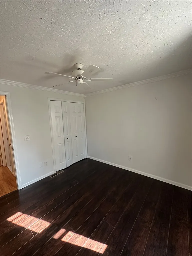 497 Crosby Lane, Greece, New York 14612, Greece, New York 14612, 3 Bedroom Bedrooms, 10 Room Rooms,1 BathroomBathrooms,Residential Lease,For Rent,497 Crosby Lane, Greece, New York 14612,0,R1725319