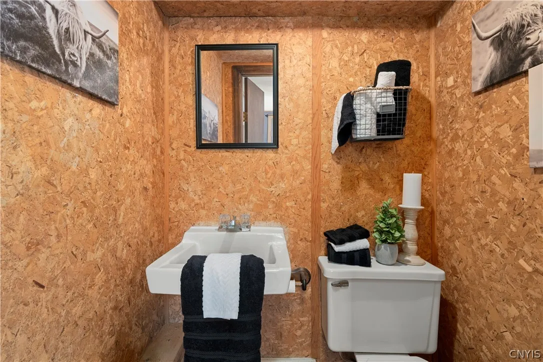 9690 Holman City Road, Paris, New York 13456, Paris, New York 13456, 3 Bedroom Bedrooms, 9 Room Rooms,2 BathroomBathrooms,Residential,For Sale,9690 Holman City Road, Paris, New York 13456,0,S1724904