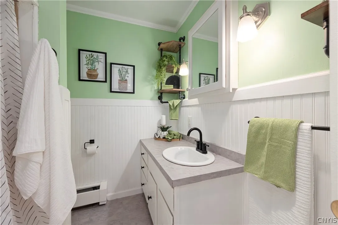 9690 Holman City Road, Paris, New York 13456, Paris, New York 13456, 3 Bedroom Bedrooms, 9 Room Rooms,2 BathroomBathrooms,Residential,For Sale,9690 Holman City Road, Paris, New York 13456,0,S1724904