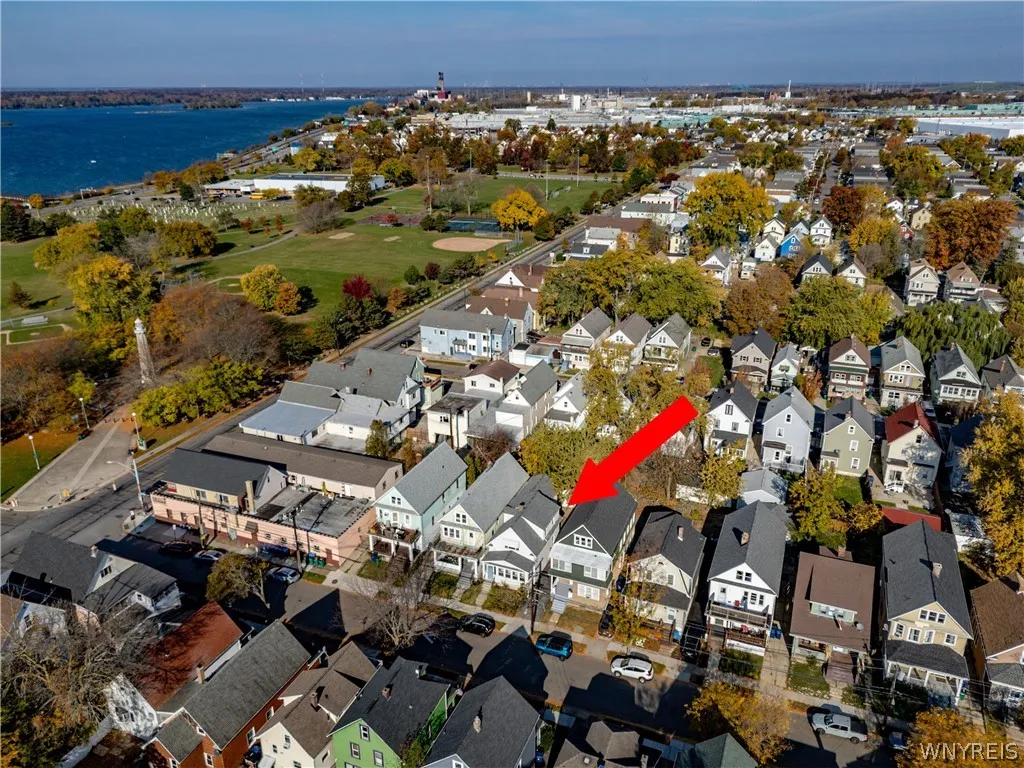 118 Crowley Avenue, Buffalo, New York 14207, Buffalo, New York 14207, 3 Bedroom Bedrooms, 7 Room Rooms,2 BathroomBathrooms,Residential,For Sale,118 Crowley Avenue, Buffalo, New York 14207,0,B1725304