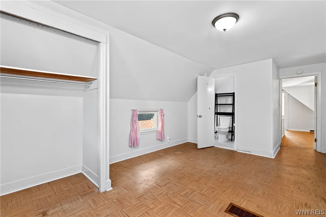 118 Crowley Avenue, Buffalo, New York 14207, Buffalo, New York 14207, 3 Bedroom Bedrooms, 7 Room Rooms,2 BathroomBathrooms,Residential,For Sale,118 Crowley Avenue, Buffalo, New York 14207,0,B1725304