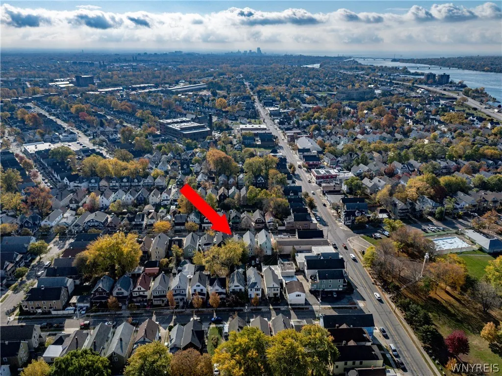 118 Crowley Avenue, Buffalo, New York 14207, Buffalo, New York 14207, 3 Bedroom Bedrooms, 7 Room Rooms,2 BathroomBathrooms,Residential,For Sale,118 Crowley Avenue, Buffalo, New York 14207,0,B1725304