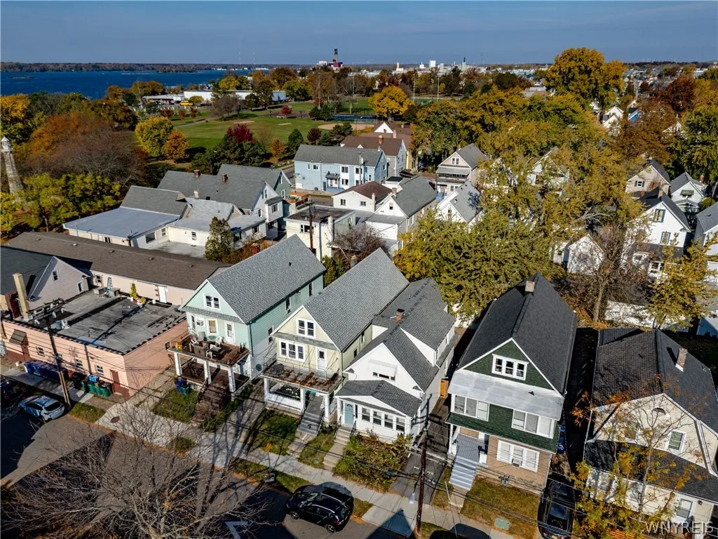 118 Crowley Avenue, Buffalo, New York 14207, Buffalo, New York 14207, 3 Bedroom Bedrooms, 7 Room Rooms,2 BathroomBathrooms,Residential,For Sale,118 Crowley Avenue, Buffalo, New York 14207,0,B1725304