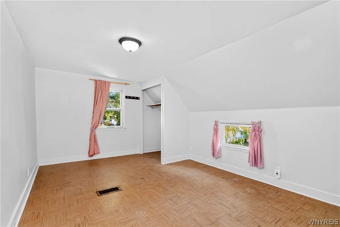 118 Crowley Avenue, Buffalo, New York 14207, Buffalo, New York 14207, 3 Bedroom Bedrooms, 7 Room Rooms,2 BathroomBathrooms,Residential,For Sale,118 Crowley Avenue, Buffalo, New York 14207,0,B1725304