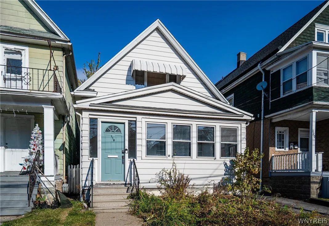 118 Crowley Avenue, Buffalo, New York 14207, Buffalo, New York 14207, 3 Bedroom Bedrooms, 7 Room Rooms,2 BathroomBathrooms,Residential,For Sale,118 Crowley Avenue, Buffalo, New York 14207,0,B1725304