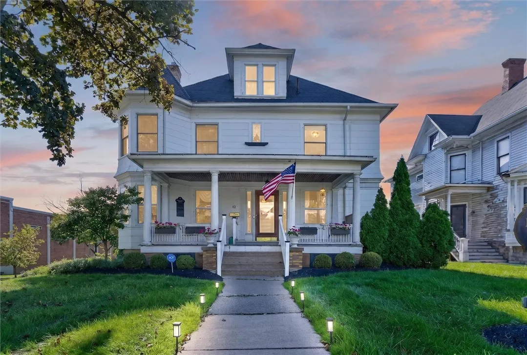 42 N Main Street, Canandaigua City, New York 14424, Canandaigua City, New York 14424, 11 Room Rooms,Commercial Sale,For Sale,42 N Main Street, Canandaigua City, New York 14424,0,R1725330