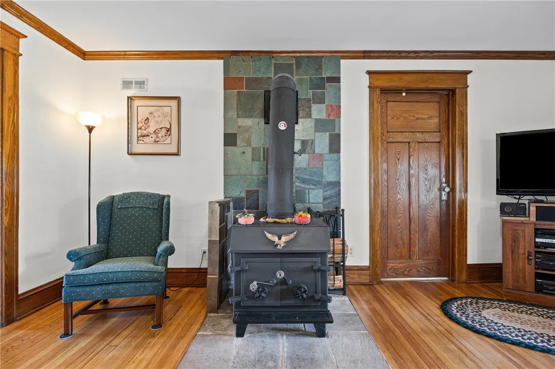 3885 West Walworth Road, Walworth, New York 14502, Walworth, New York 14502, 5 Bedroom Bedrooms, 10 Room Rooms,2 BathroomBathrooms,Residential,For Sale,3885 West Walworth Road, Walworth, New York 14502,0,R1724726