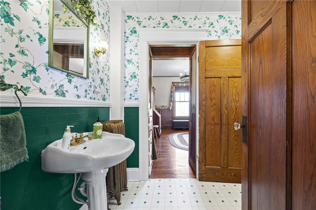 3885 West Walworth Road, Walworth, New York 14502, Walworth, New York 14502, 5 Bedroom Bedrooms, 10 Room Rooms,2 BathroomBathrooms,Residential,For Sale,3885 West Walworth Road, Walworth, New York 14502,0,R1724726