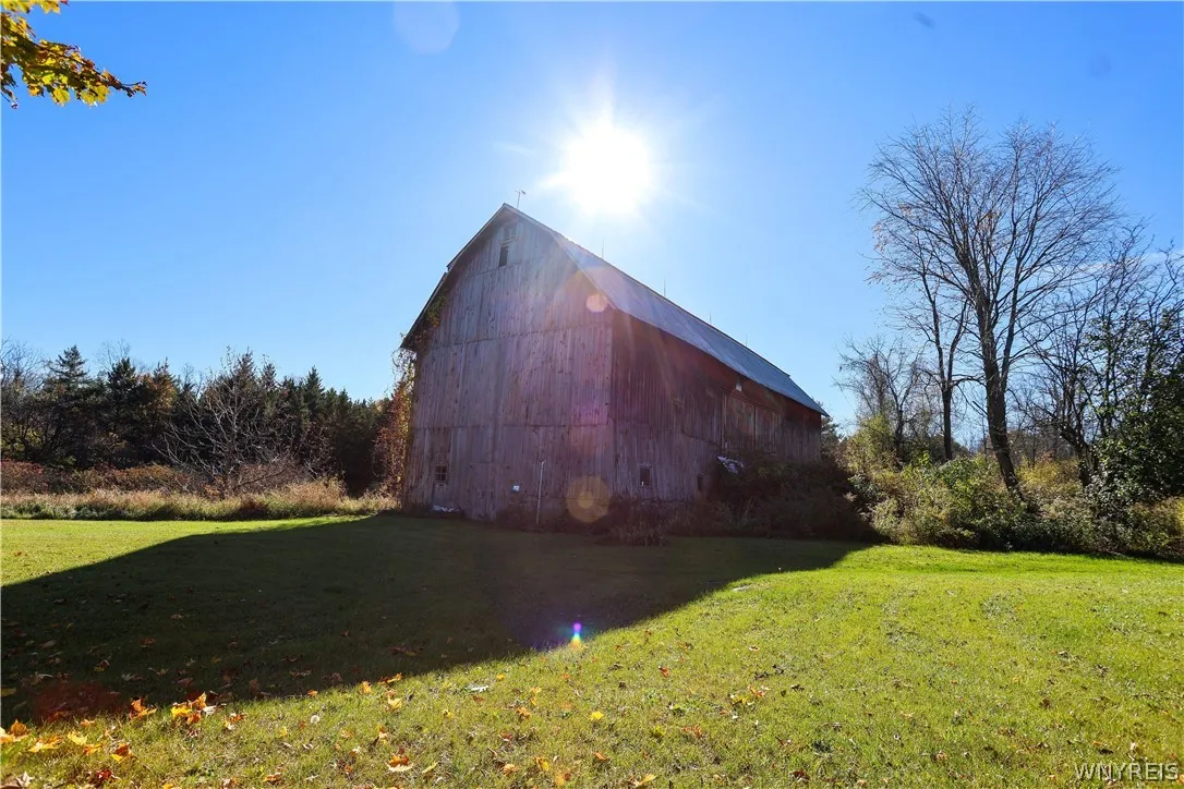 3975 State Route 58 3973, Gouverneur, New York 136, Gouverneur, New York 13642, 5 Bedroom Bedrooms, 14 Room Rooms,2 BathroomBathrooms,Residential,For Sale,3975 State Route 58 3973, Gouverneur, New York 136,0,B1723137