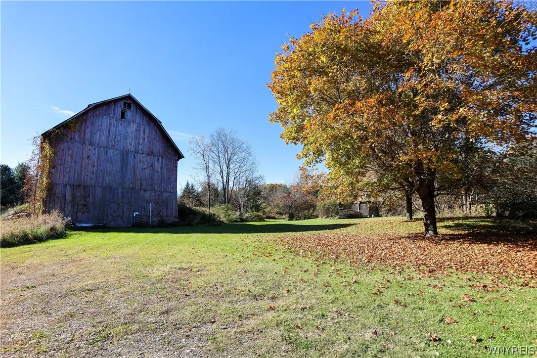 3975 State Route 58 3973, Gouverneur, New York 136, Gouverneur, New York 13642, 5 Bedroom Bedrooms, 14 Room Rooms,2 BathroomBathrooms,Residential,For Sale,3975 State Route 58 3973, Gouverneur, New York 136,0,B1723137