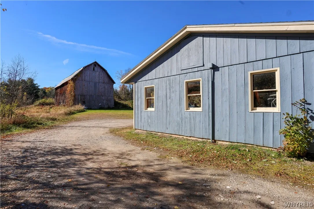3975 State Route 58 3973, Gouverneur, New York 136, Gouverneur, New York 13642, 5 Bedroom Bedrooms, 14 Room Rooms,2 BathroomBathrooms,Residential,For Sale,3975 State Route 58 3973, Gouverneur, New York 136,0,B1723137