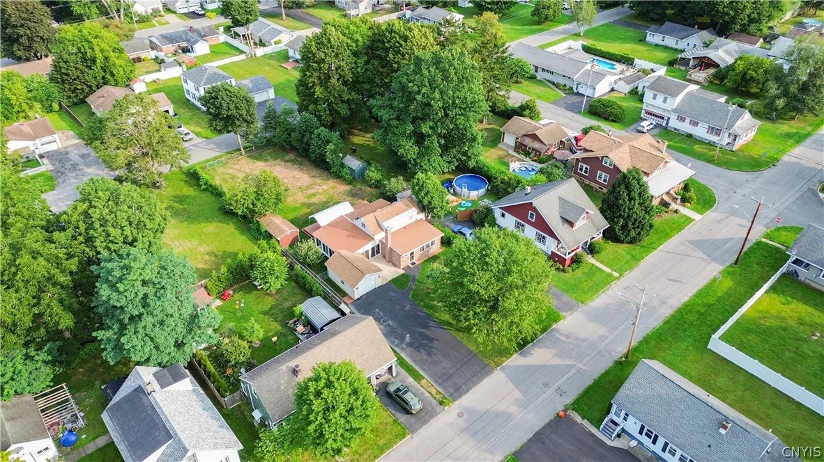 525 Utica Road, Utica, New York 13502, Utica, New York 13502, 3 Bedroom Bedrooms, 8 Room Rooms,1 BathroomBathrooms,Residential,For Sale,525 Utica Road, Utica, New York 13502,0,S1725341