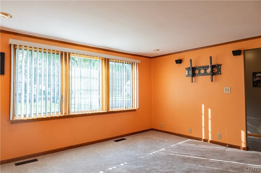 525 Utica Road, Utica, New York 13502, Utica, New York 13502, 3 Bedroom Bedrooms, 8 Room Rooms,1 BathroomBathrooms,Residential,For Sale,525 Utica Road, Utica, New York 13502,0,S1725341