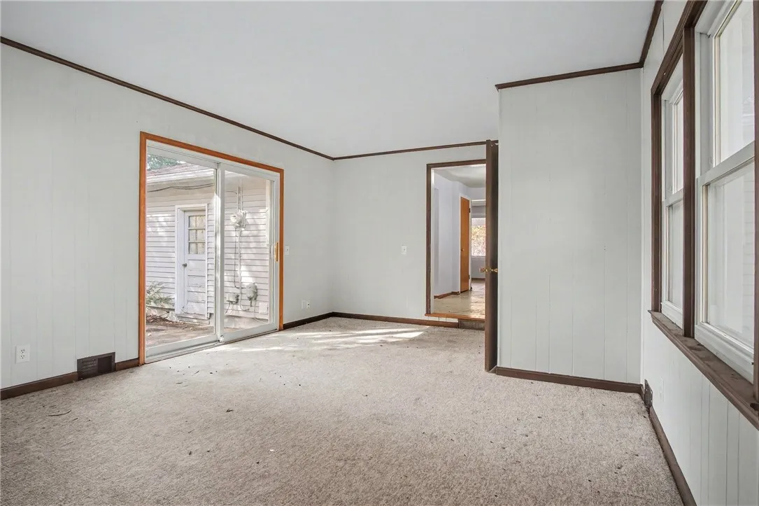 11 Crystal Springs Lane, Perinton, New York 14450, Perinton, New York 14450, 3 Bedroom Bedrooms, 6 Room Rooms,1 BathroomBathrooms,Residential,For Sale,11 Crystal Springs Lane, Perinton, New York 14450,0,R1724930