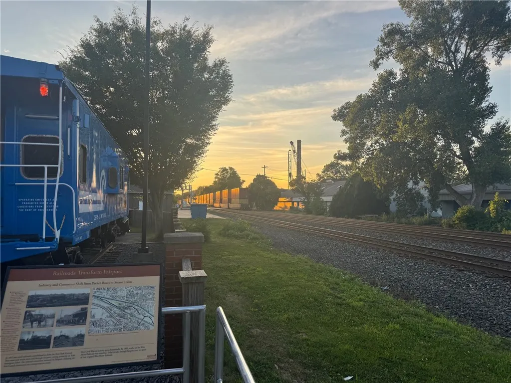 Twilight Train Spotting