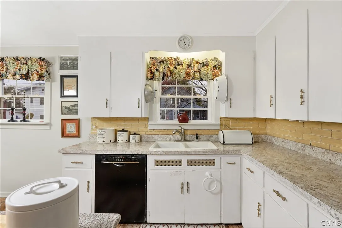 100 Prospect Street, Lenox, New York 13032, Lenox, New York 13032, 3 Bedroom Bedrooms, 8 Room Rooms,2 BathroomBathrooms,Residential,For Sale,100 Prospect Street, Lenox, New York 13032,0,S1721858