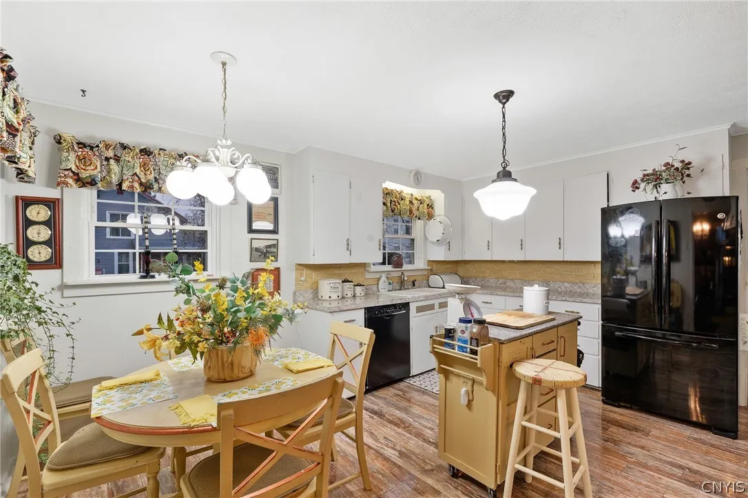 100 Prospect Street, Lenox, New York 13032, Lenox, New York 13032, 3 Bedroom Bedrooms, 8 Room Rooms,2 BathroomBathrooms,Residential,For Sale,100 Prospect Street, Lenox, New York 13032,0,S1721858