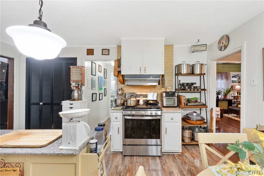 100 Prospect Street, Lenox, New York 13032, Lenox, New York 13032, 3 Bedroom Bedrooms, 8 Room Rooms,2 BathroomBathrooms,Residential,For Sale,100 Prospect Street, Lenox, New York 13032,0,S1721858