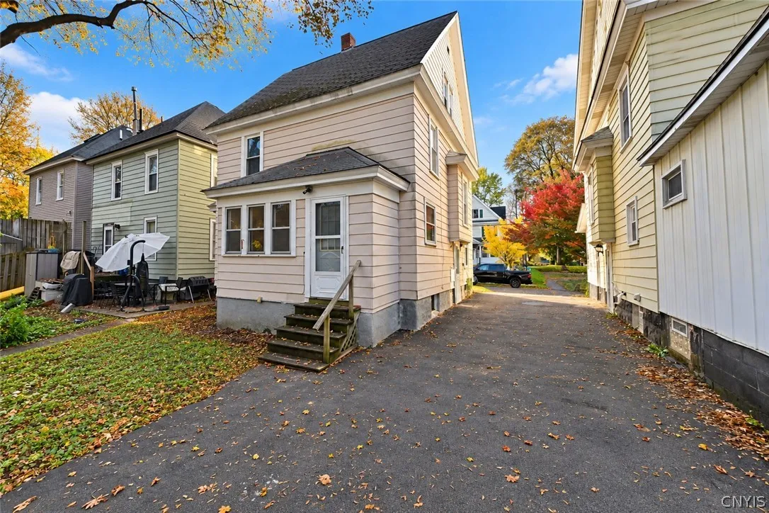 207 Mooney Ave, Syracuse, New York 13206, Syracuse, New York 13206, 3 Bedroom Bedrooms, 7 Room Rooms,1 BathroomBathrooms,Residential,For Sale,207 Mooney Ave, Syracuse, New York 13206,0,S1725021