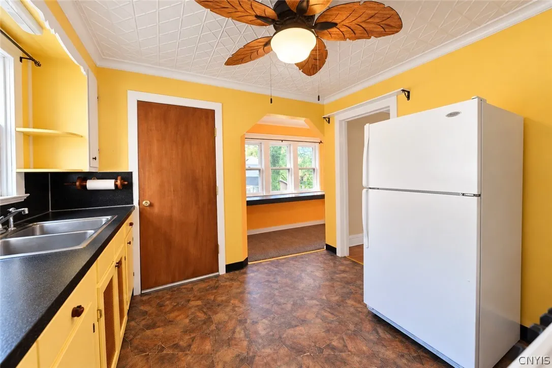 207 Mooney Ave, Syracuse, New York 13206, Syracuse, New York 13206, 3 Bedroom Bedrooms, 7 Room Rooms,1 BathroomBathrooms,Residential,For Sale,207 Mooney Ave, Syracuse, New York 13206,0,S1725021