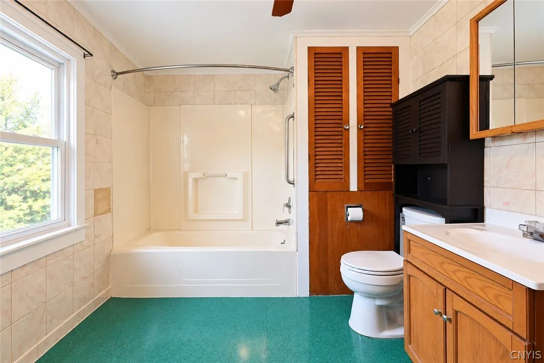 207 Mooney Ave, Syracuse, New York 13206, Syracuse, New York 13206, 3 Bedroom Bedrooms, 7 Room Rooms,1 BathroomBathrooms,Residential,For Sale,207 Mooney Ave, Syracuse, New York 13206,0,S1725021