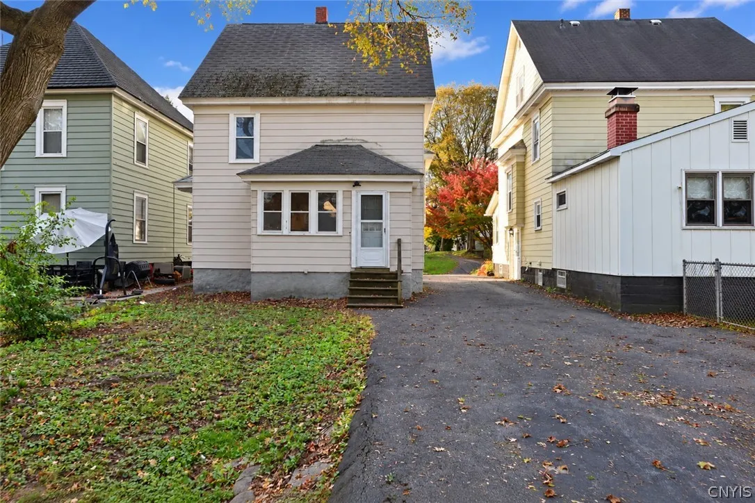 207 Mooney Ave, Syracuse, New York 13206, Syracuse, New York 13206, 3 Bedroom Bedrooms, 7 Room Rooms,1 BathroomBathrooms,Residential,For Sale,207 Mooney Ave, Syracuse, New York 13206,0,S1725021