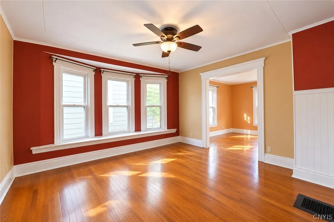 207 Mooney Ave, Syracuse, New York 13206, Syracuse, New York 13206, 3 Bedroom Bedrooms, 7 Room Rooms,1 BathroomBathrooms,Residential,For Sale,207 Mooney Ave, Syracuse, New York 13206,0,S1725021