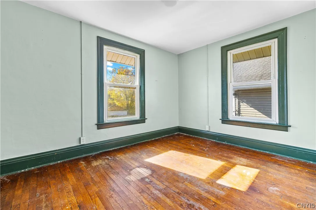 802 Symonds Place, Utica, New York 13502, Utica, New York 13502, 3 Bedroom Bedrooms, 6 Room Rooms,1 BathroomBathrooms,Residential,For Sale,802 Symonds Place, Utica, New York 13502,0,S1724780