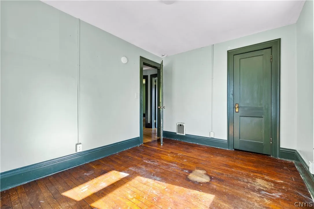 802 Symonds Place, Utica, New York 13502, Utica, New York 13502, 3 Bedroom Bedrooms, 6 Room Rooms,1 BathroomBathrooms,Residential,For Sale,802 Symonds Place, Utica, New York 13502,0,S1724780