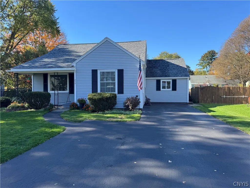 215 Marilyn Avenue, Salina, New York 13212, Salina, New York 13212, 3 Bedroom Bedrooms, 8 Room Rooms,1 BathroomBathrooms,Residential,For Sale,215 Marilyn Avenue, Salina, New York 13212,0,S1724786